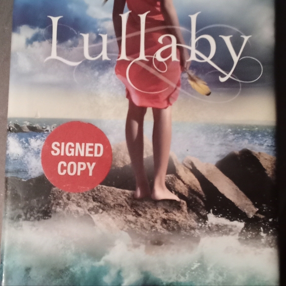 Lullaby signed copy - Picture 1 of 4